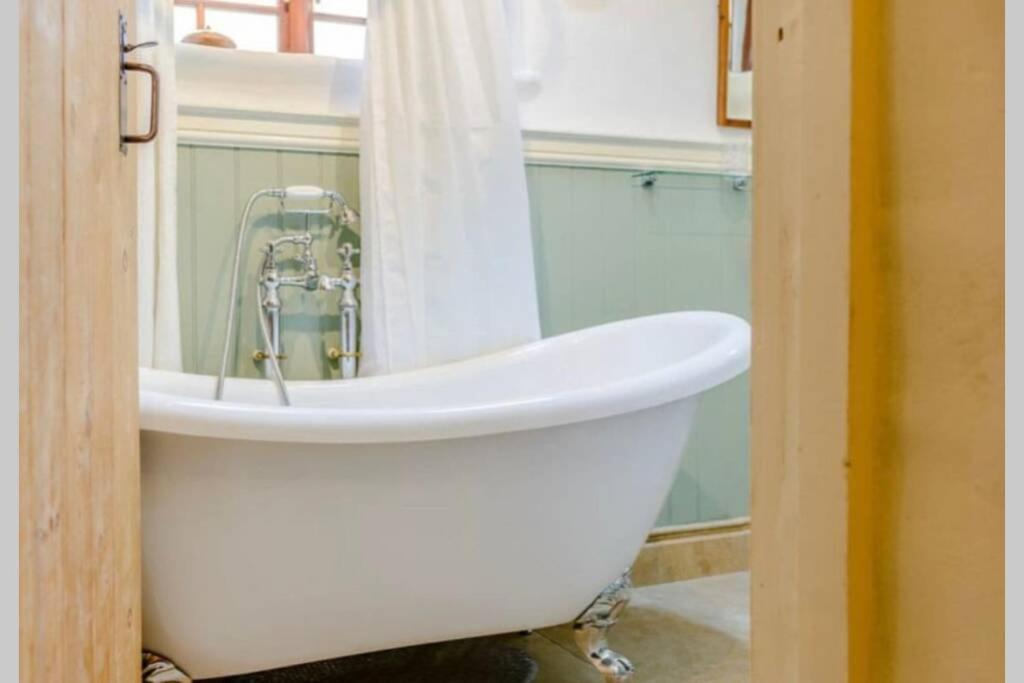 The Cow House - In The Heart Of Whitby Villa Ngoại thất bức ảnh